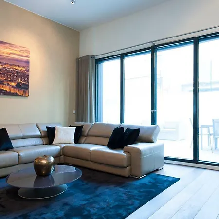 Apartment Altido Luxurious And Spacious 1-bed Apt With Huge Terrace By Parque Subway *