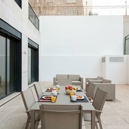 Altido Luxurious And Spacious 1-bed Apt With Huge Terrace By Parque Subway Lisbon
